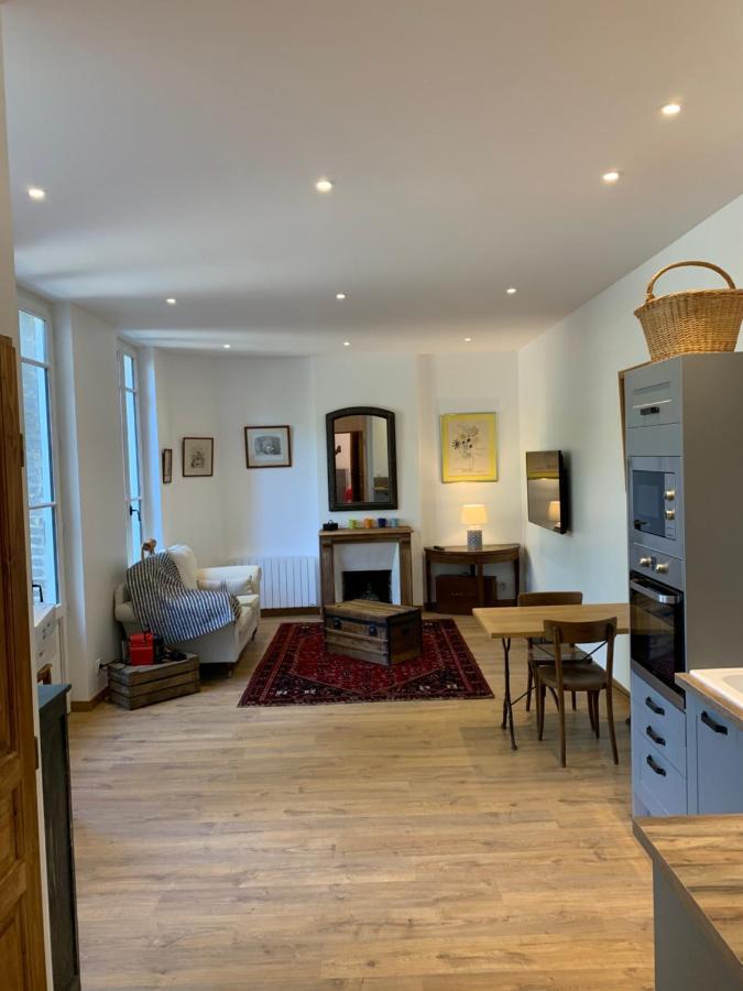 Chez Paul Apartment Honfleur Bagian luar foto